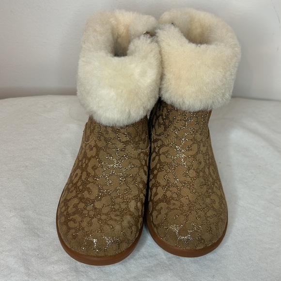 UGGS toddler boots for girls size 8 sparkle cheetah print - Picture 2 of 9